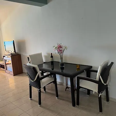 Cosy Apartment By The Water, Agia Pelagia Agia Pelagia  Exterior photo