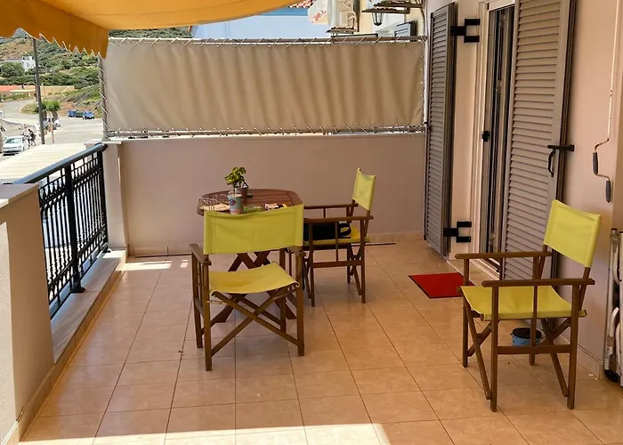 Cosy Apartment By The Water, Agia Pelagia