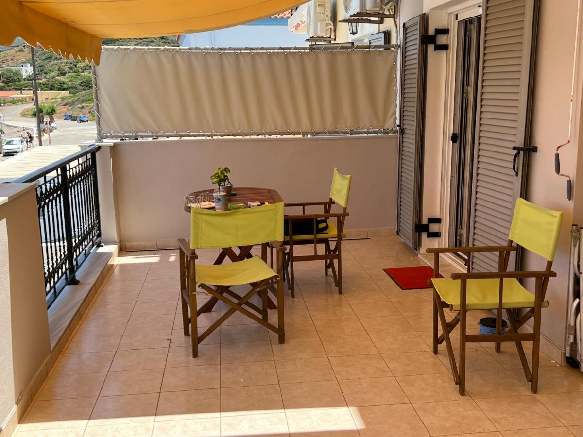 Cosy By The Water, Agia Pelagia Apartment *